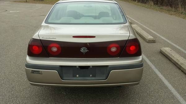 2001 Chevrolet Impala Base