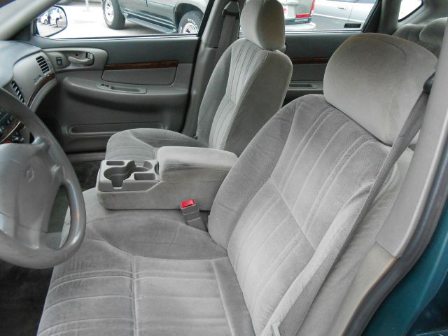 2001 Chevrolet Impala Base