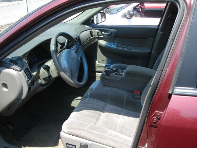 2001 Chevrolet Impala Base