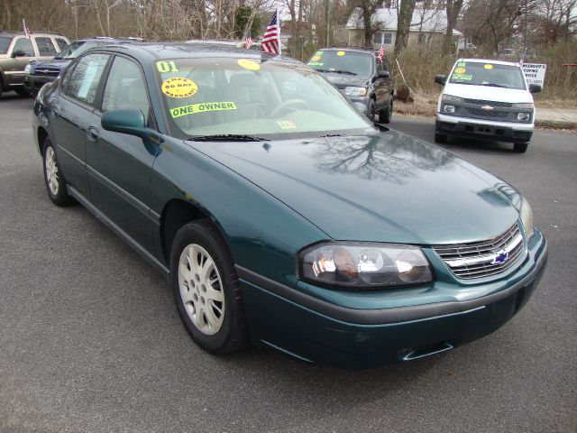 2001 Chevrolet Impala Base