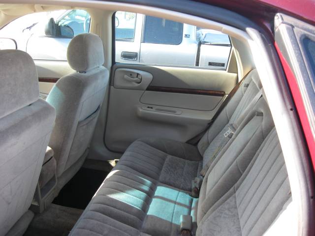 2001 Chevrolet Impala Base