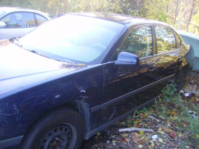 2001 Chevrolet Impala Base