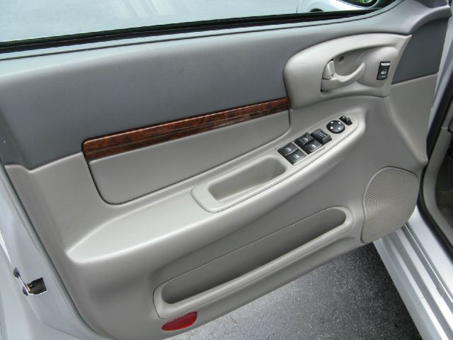 2002 Chevrolet Impala Touring W/nav.sys