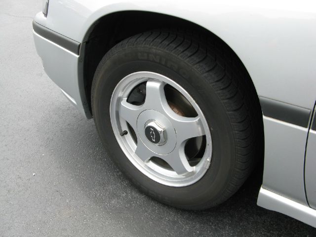 2002 Chevrolet Impala Touring W/nav.sys