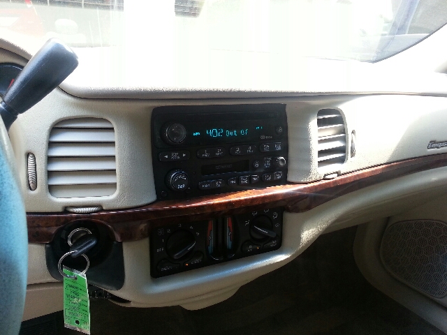 2002 Chevrolet Impala Base