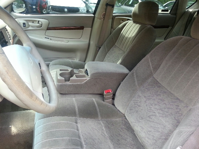 2002 Chevrolet Impala Base