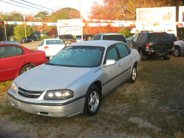2003 Chevrolet Impala Base