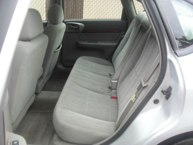 2003 Chevrolet Impala Base
