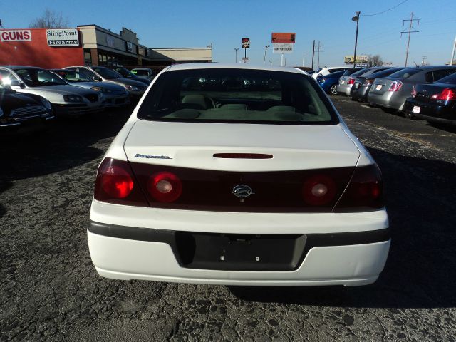 2003 Chevrolet Impala Base