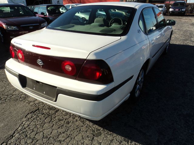 2003 Chevrolet Impala Base