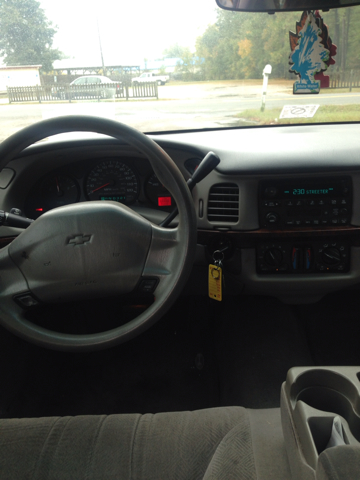 2003 Chevrolet Impala Base