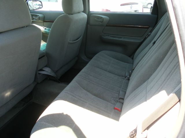 2003 Chevrolet Impala Base