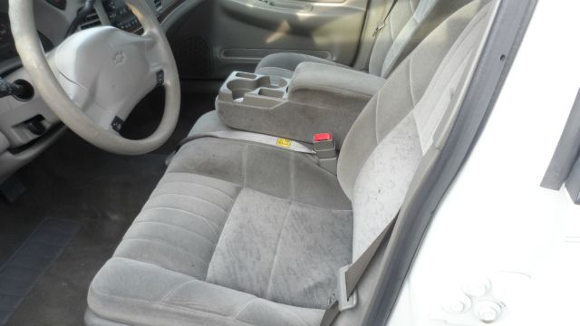 2003 Chevrolet Impala Base