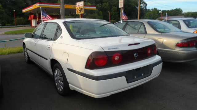 2003 Chevrolet Impala Base