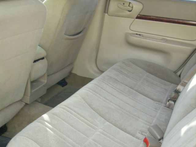 2003 Chevrolet Impala Base