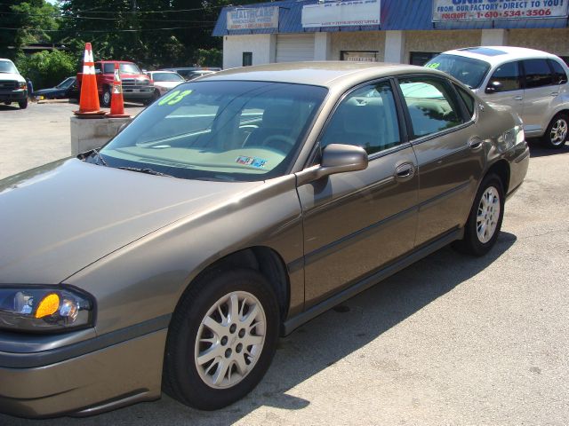 2003 Chevrolet Impala Base