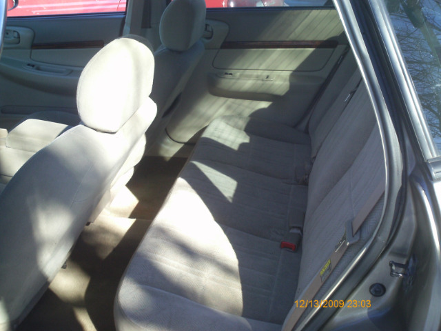 2003 Chevrolet Impala Base