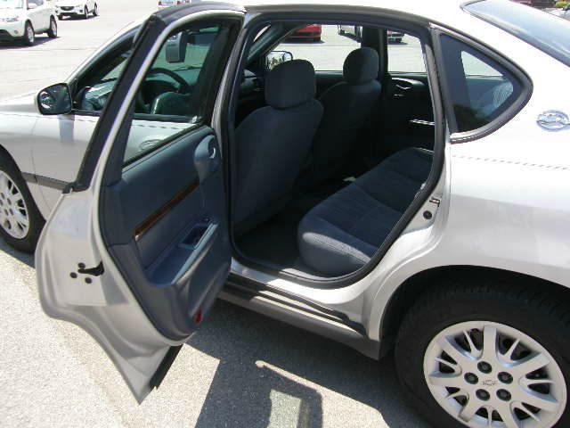 2003 Chevrolet Impala Base