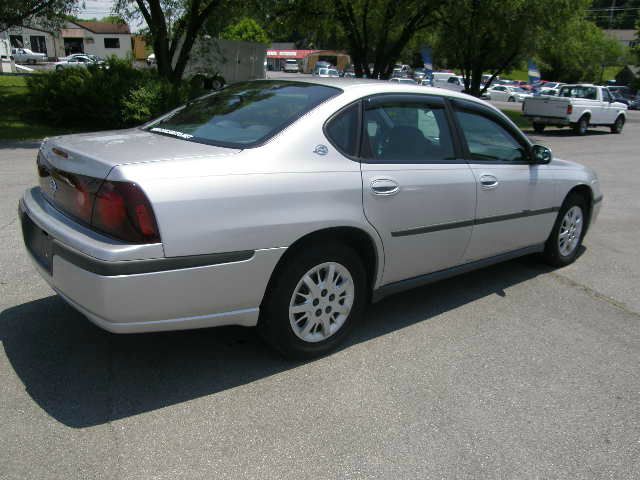 2003 Chevrolet Impala Base