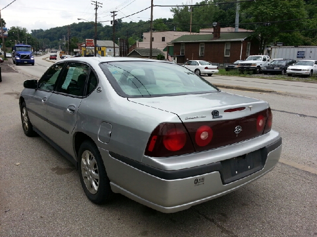 2003 Chevrolet Impala Base