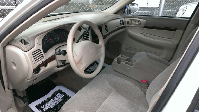 2003 Chevrolet Impala Base