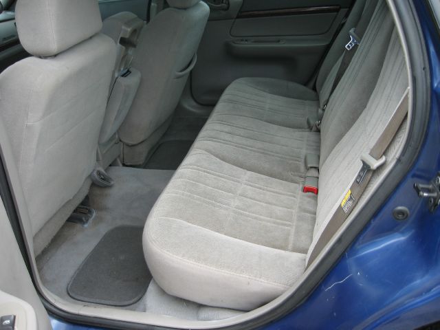 2003 Chevrolet Impala Base