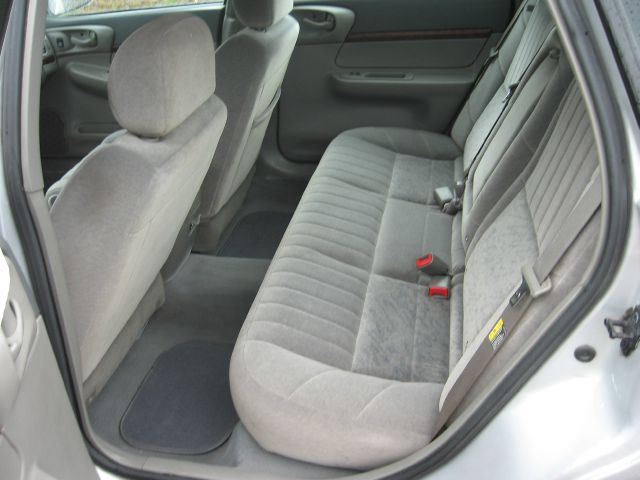 2003 Chevrolet Impala Base