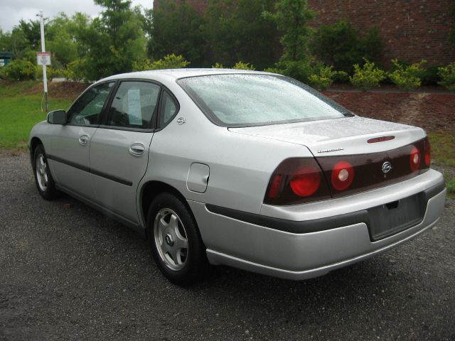 2003 Chevrolet Impala Base