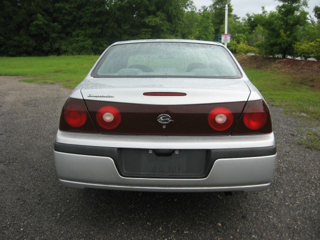 2003 Chevrolet Impala Base