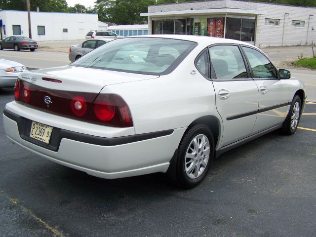 2003 Chevrolet Impala Base