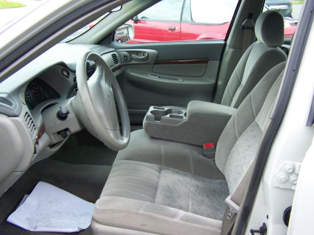 2003 Chevrolet Impala Base