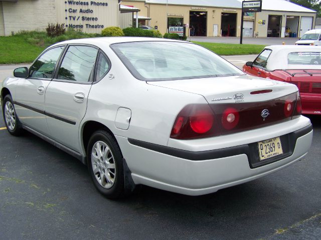 2003 Chevrolet Impala Base