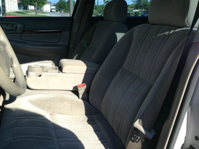 2003 Chevrolet Impala Base