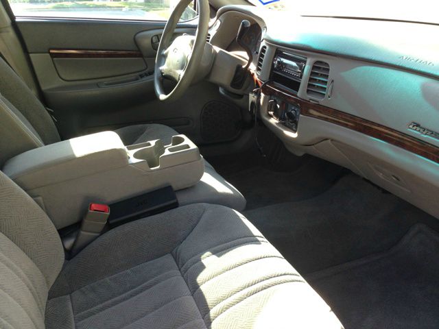 2003 Chevrolet Impala Base