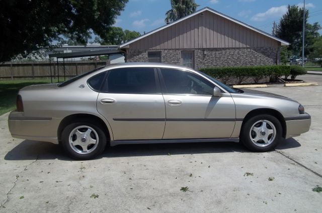 2004 Chevrolet Impala Base