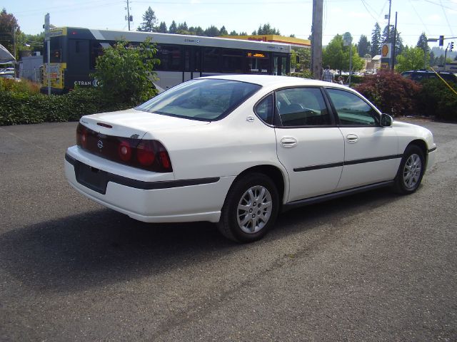 2004 Chevrolet Impala Base