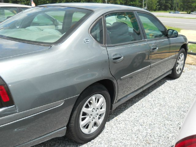 2004 Chevrolet Impala Base