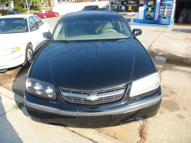 2004 Chevrolet Impala Base