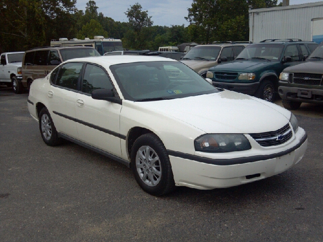 2004 Chevrolet Impala Base