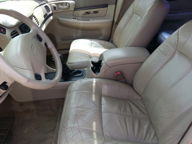 2004 Chevrolet Impala 4dr Sdn Auto (natl) Hatchback