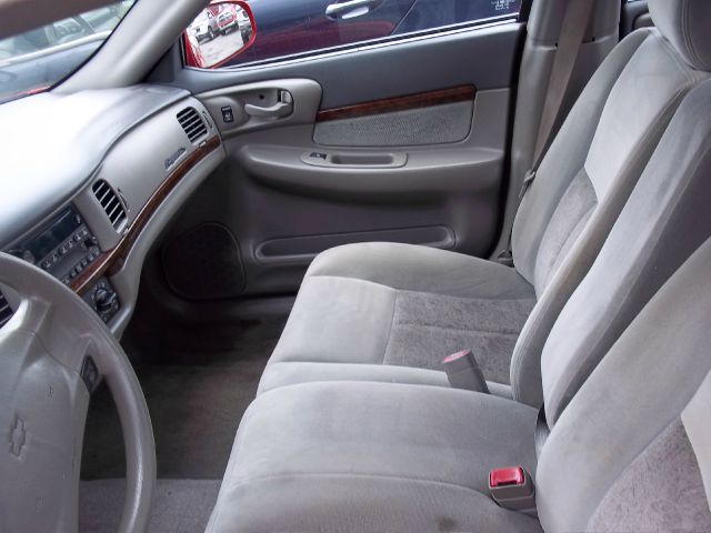 2004 Chevrolet Impala Base