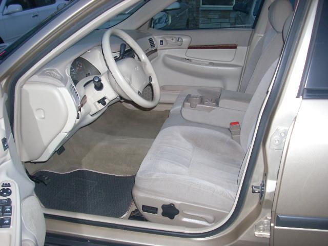 2004 Chevrolet Impala Base