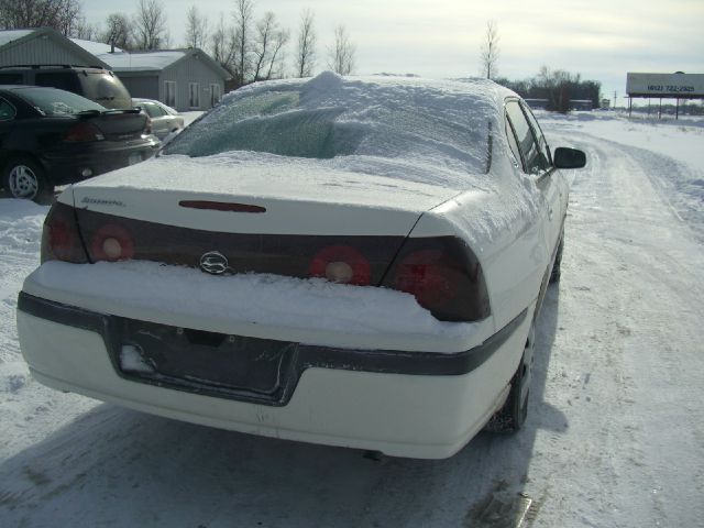 2004 Chevrolet Impala Base