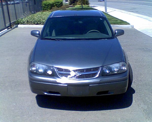 2004 Chevrolet Impala Base