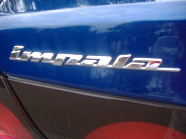 2004 Chevrolet Impala Base