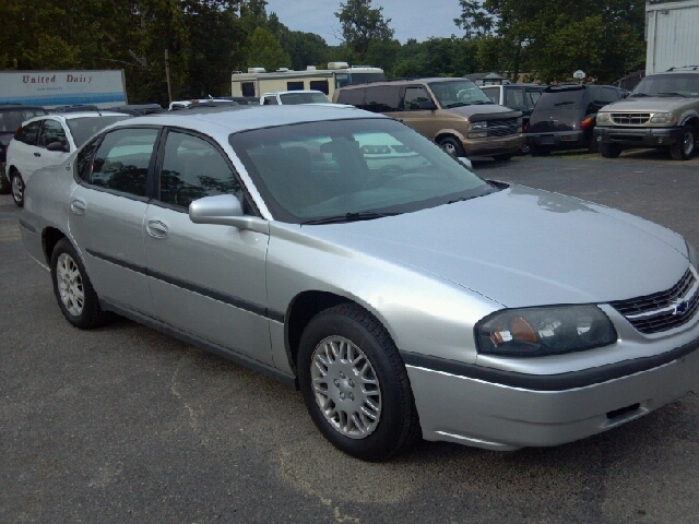 2004 Chevrolet Impala Base