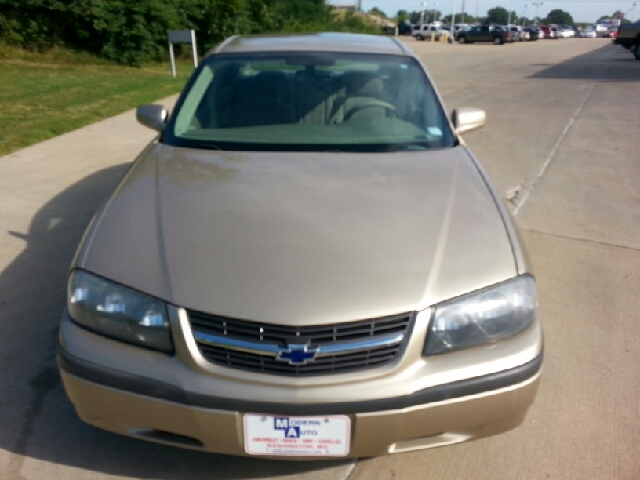 2004 Chevrolet Impala Base