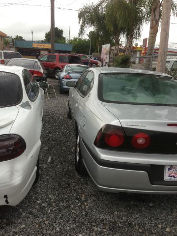 2004 Chevrolet Impala Base