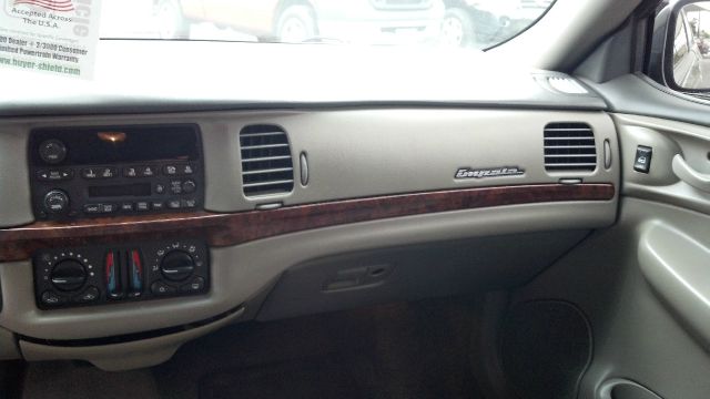2004 Chevrolet Impala Base