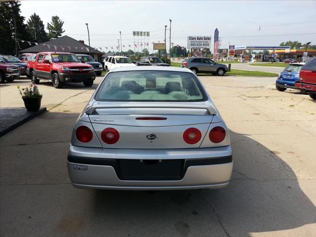 2004 Chevrolet Impala Base